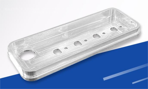 鋁合金外殼訂做,全鋁機(jī)箱定制,鋁機(jī)箱使用時(shí)需要注意哪些方面?